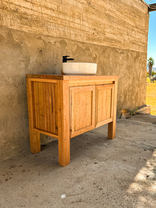 Free Standing Vanity